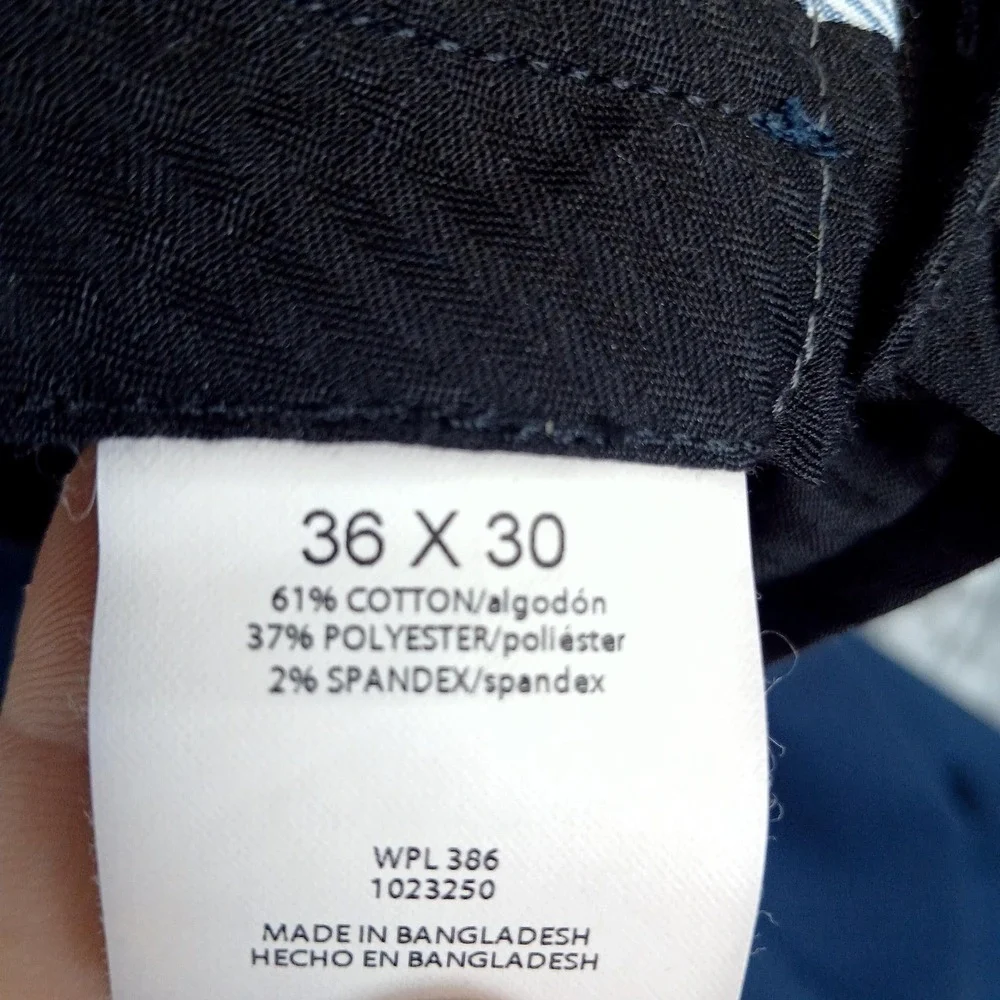 Haggar Pants Mens 36x30 Blue Classic Fit Premium No Iron Khaki Chino Work Slacks